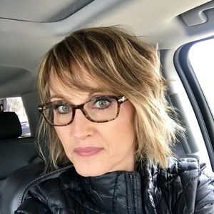 Meet your Posher, Stacie